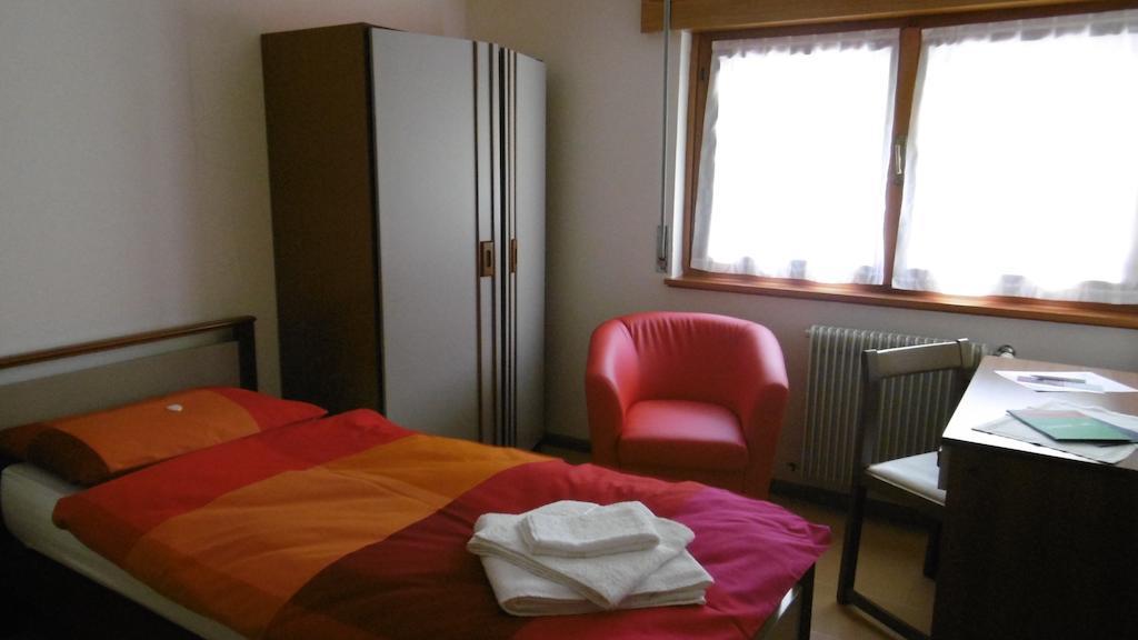 Отель Casa Per Ferie Paola Di Rosa Арта-Терме Номер фото